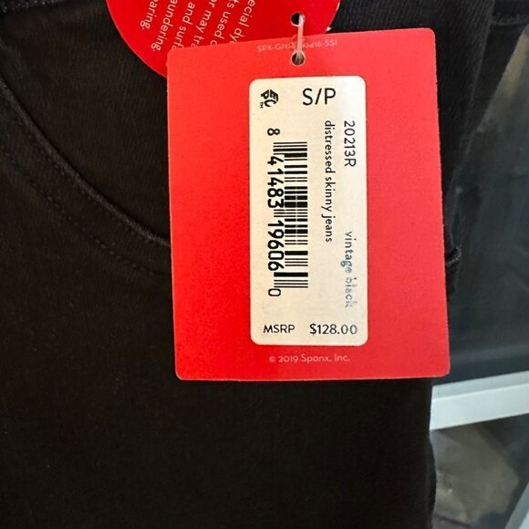 NWT Spanx Pull On Vintage Distressed Ankle Skinny Black Denim Jeans Size S - Picture 9 of 10